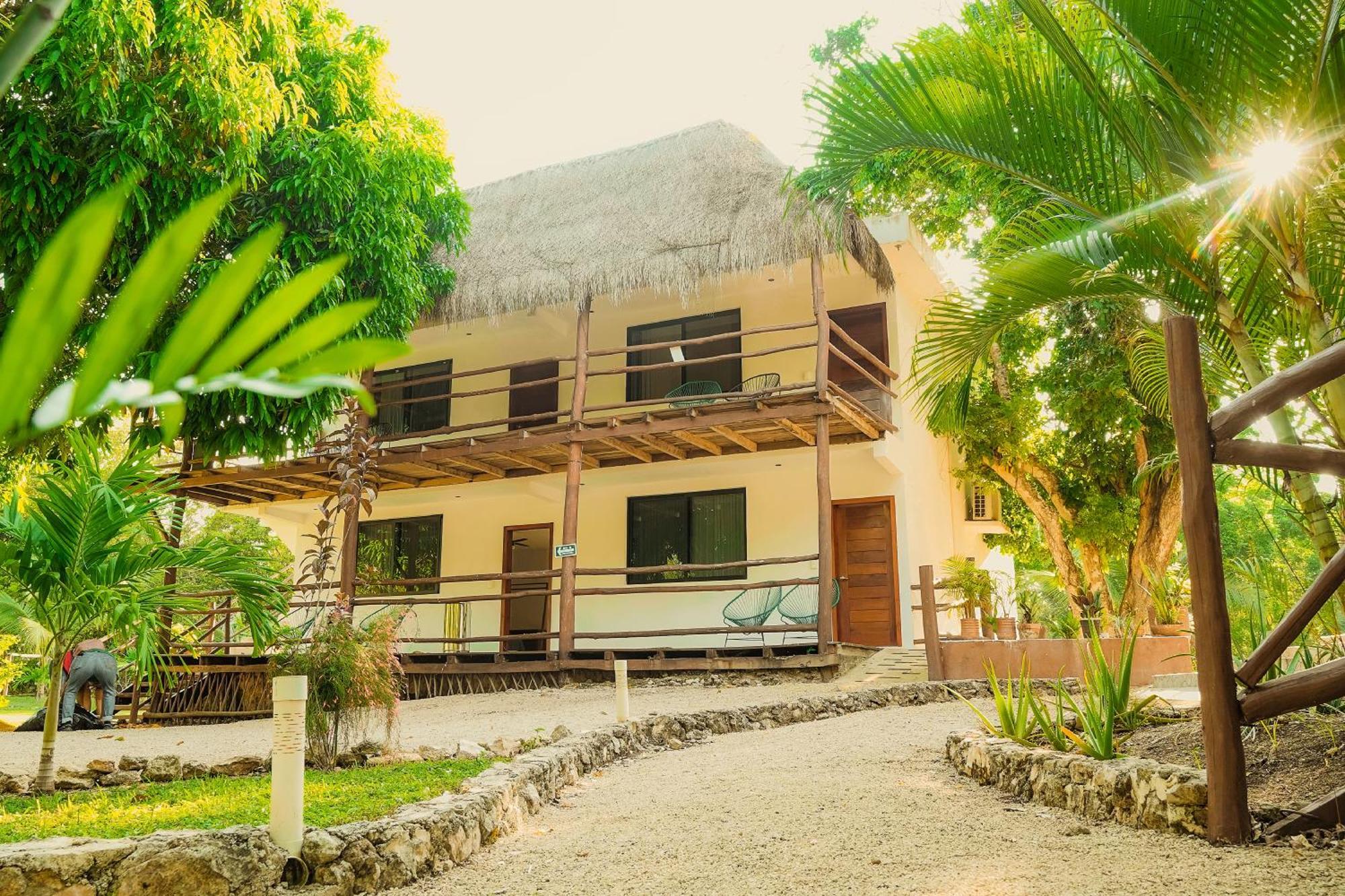 Royal Palm Bacalar Cabanas & Lagoon Club מראה חיצוני תמונה