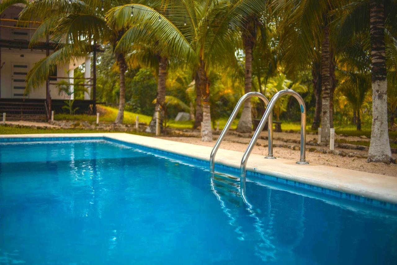 Royal Palm Bacalar Cabanas & Lagoon Club מראה חיצוני תמונה